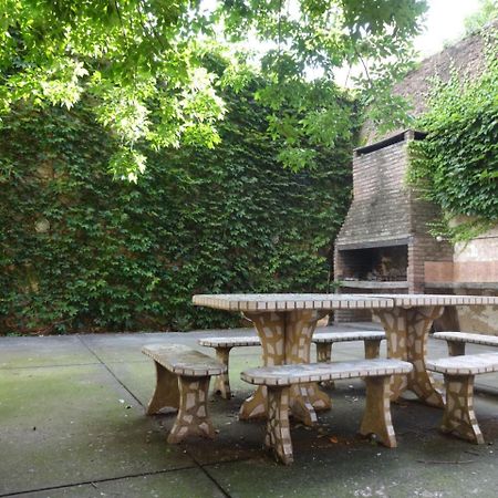 Amplio dpto con jardín en el centro de la ciudad Apartamento Rosario Exterior foto