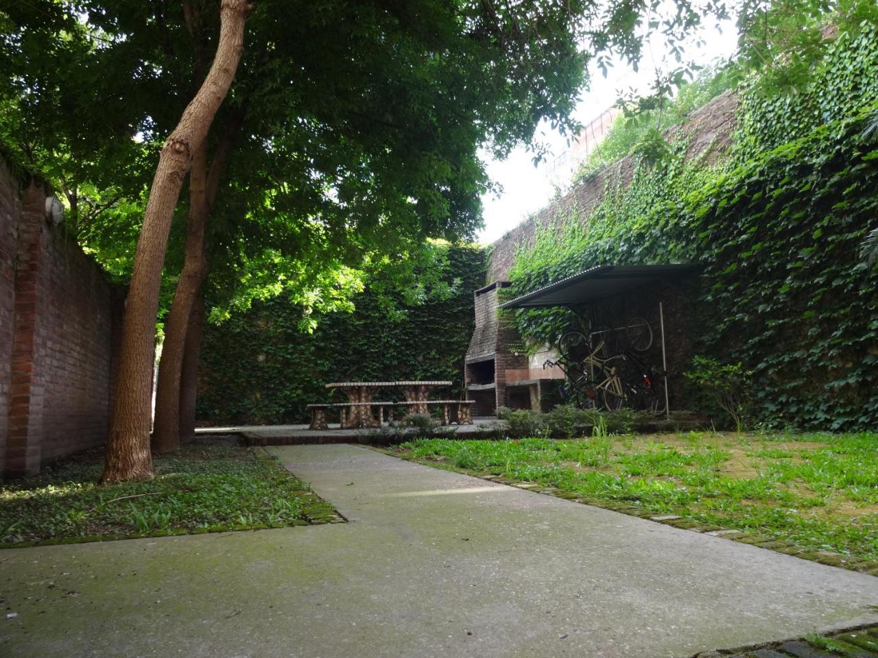 Amplio dpto con jardín en el centro de la ciudad Apartamento Rosario Exterior foto